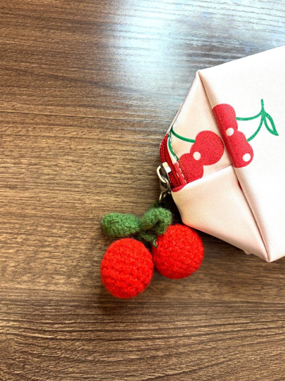 Cherry Print Makeup Pouch Zipper Bag with Crochet Cherry Charm‎ Set